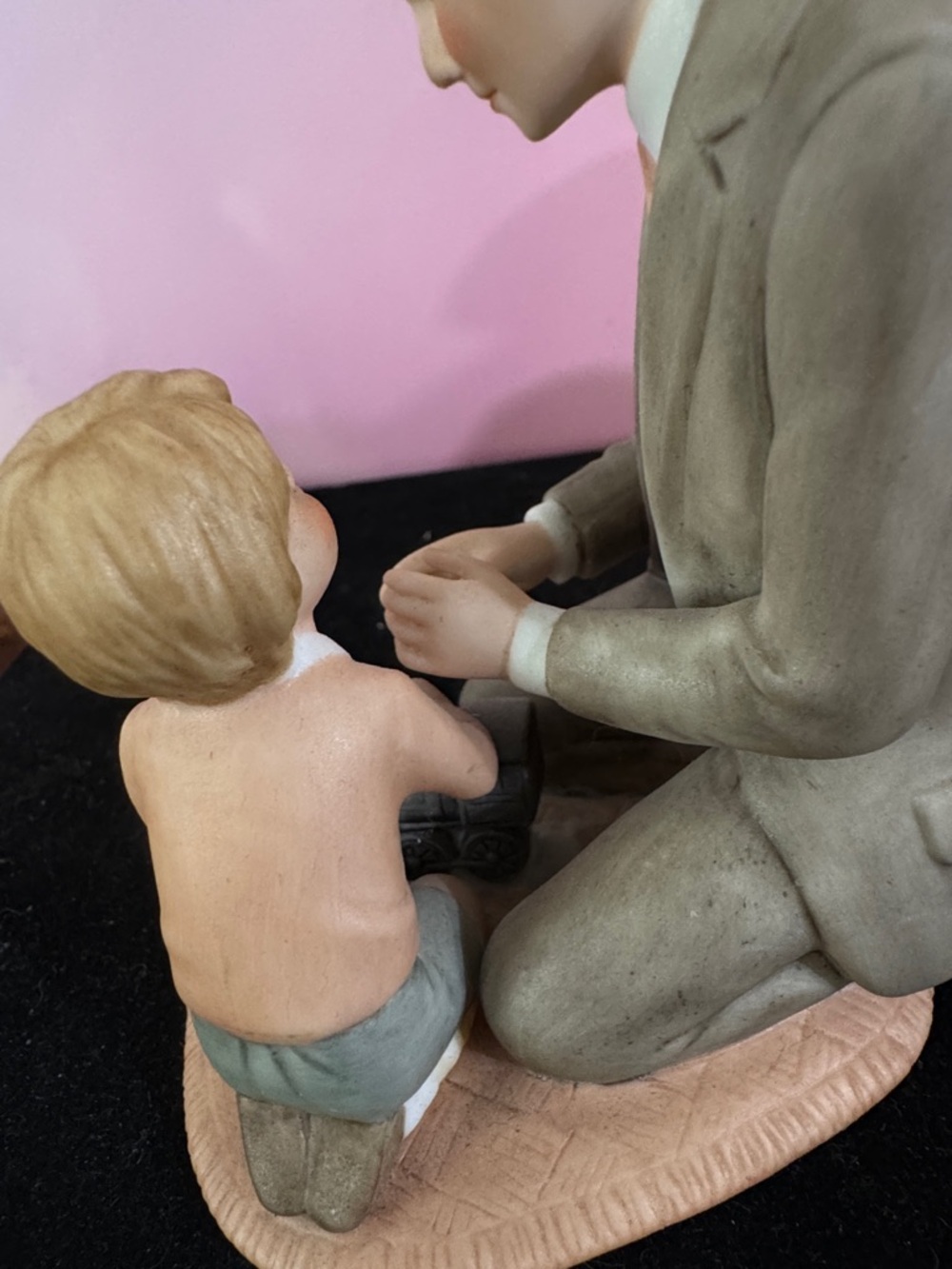 Vintage Treasured Memories porcelain figurine titled "The New Train". 1983 - Picture 8 of 11